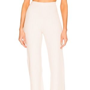 Brand New Keane Knit Pant in Natural
Weekend Stories- SIZE SMALL